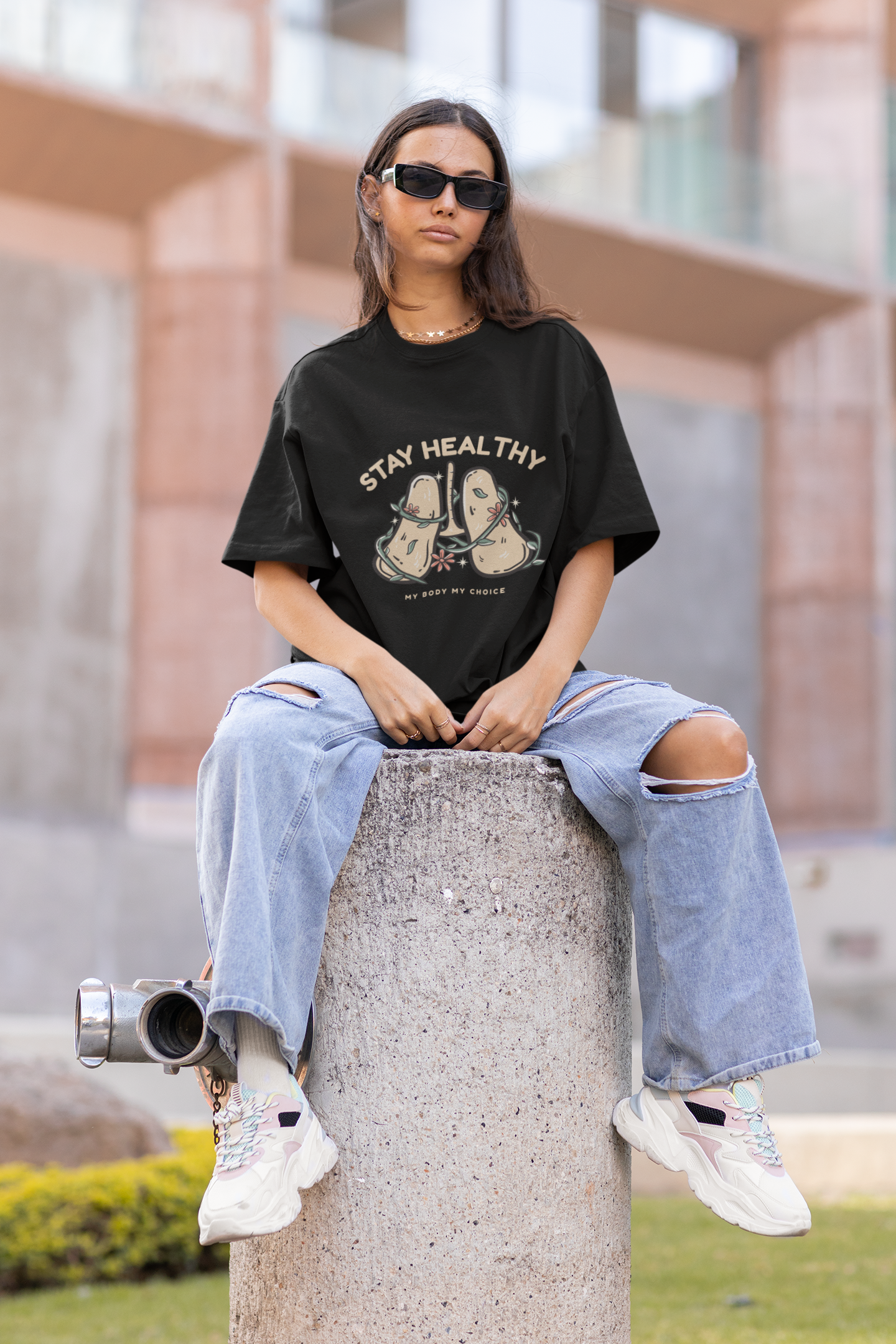 STAY HEALTHY UNISEX BLACK OVERSIZE T-SHIRT